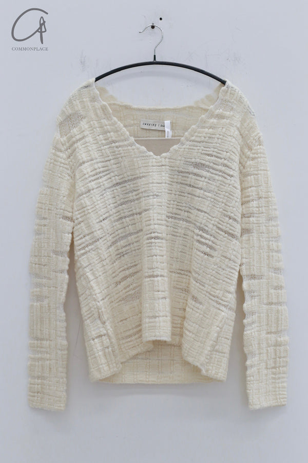 SWAYING 24 Autumn and Winter Wool Hollow V-neck Pullover SW-SW24AW1T56-BAI White
